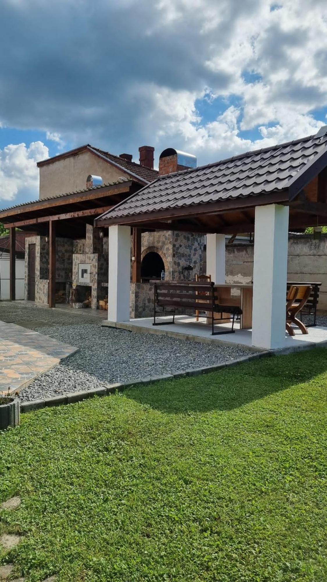 Pensiune Stefania Hunedoara Exterior photo